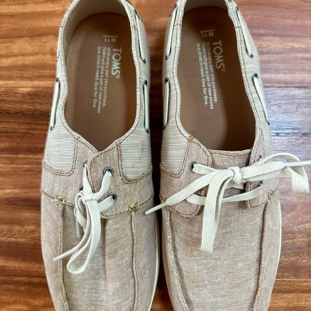 TOMS Men's Beige Boat Shoes